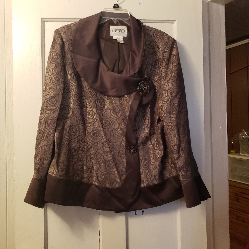 Plus size 2 piece suit, brown
